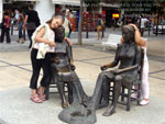 скульптурная группа на улице в городе Камбрилс