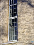 окно башни замка