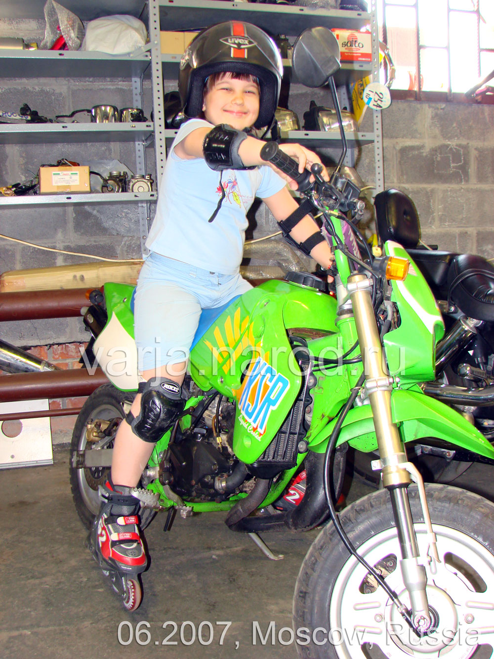 Мини-мотоцикл KSR фото